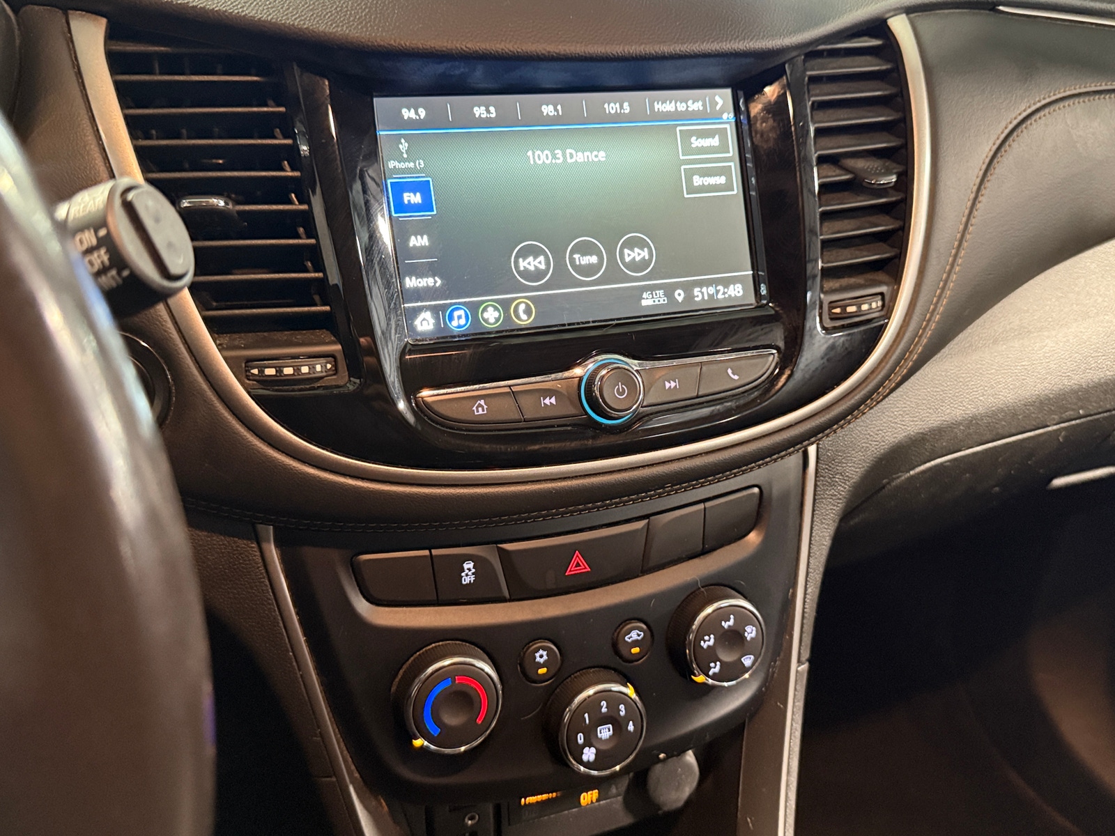 Thumbnail: 2019 Chevrolet Trax - 4