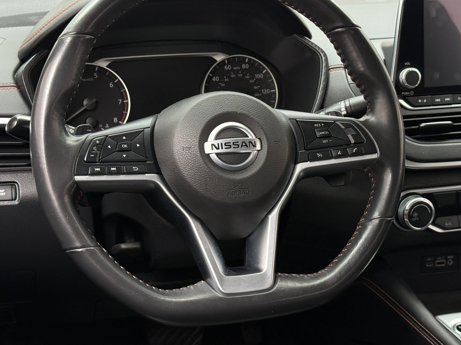 Thumbnail: 2022 Nissan Altima - 5