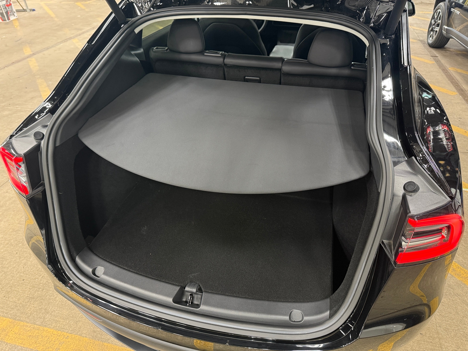 Thumbnail: 2023 Tesla Model Y - 6