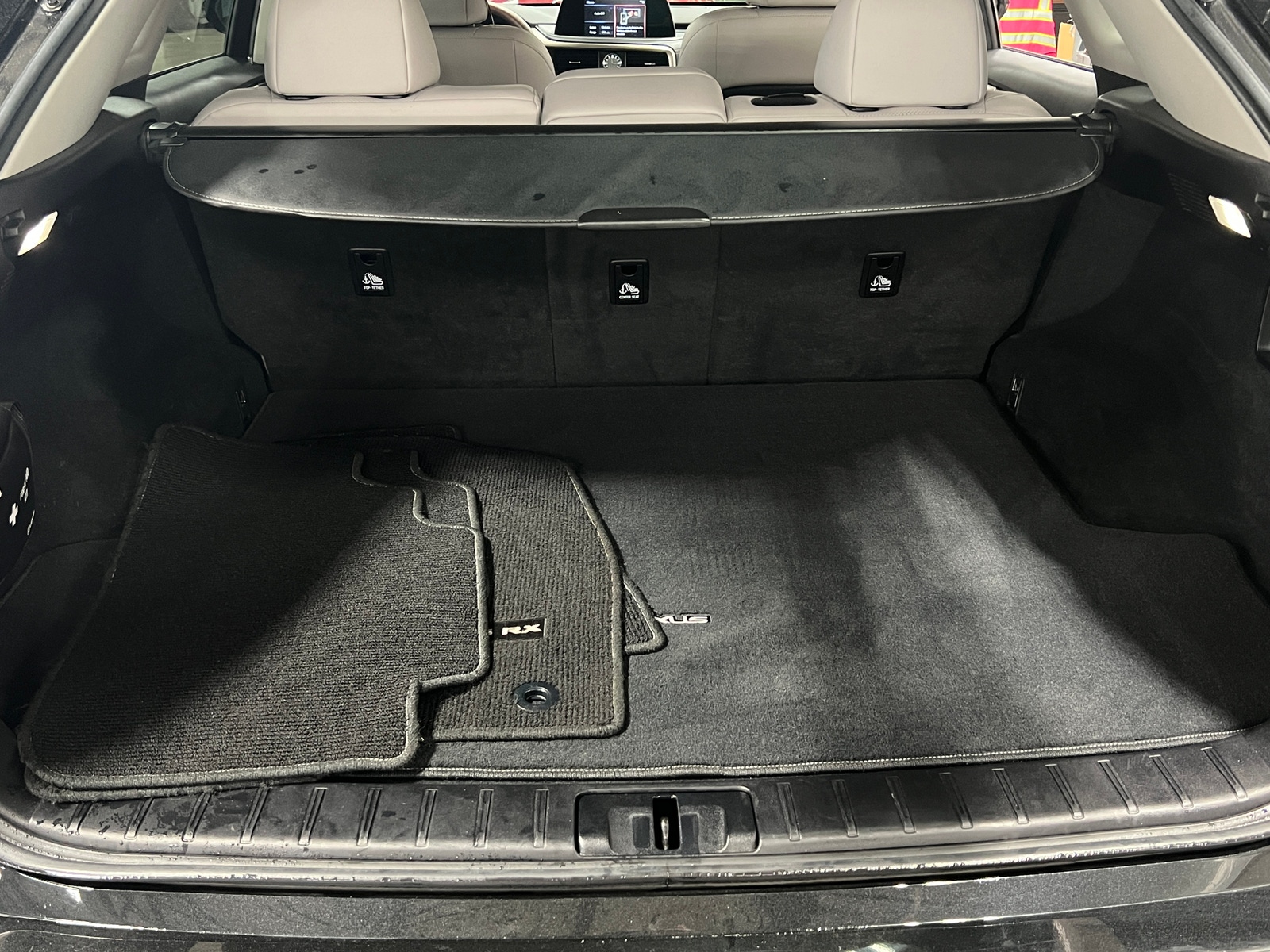 Thumbnail: 2020 Lexus RX - 6