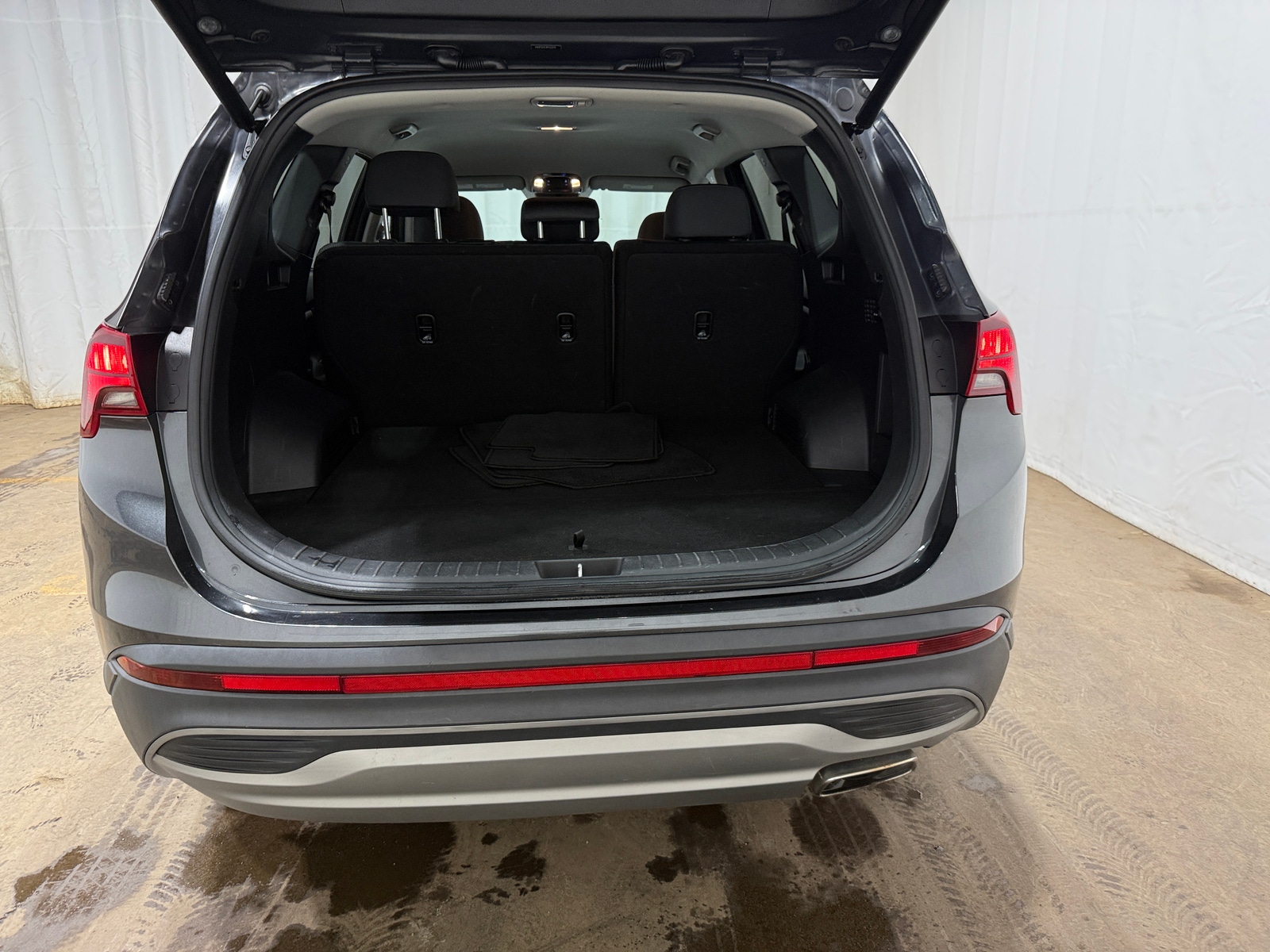 Thumbnail: 2023 Hyundai Santa Fe - 7