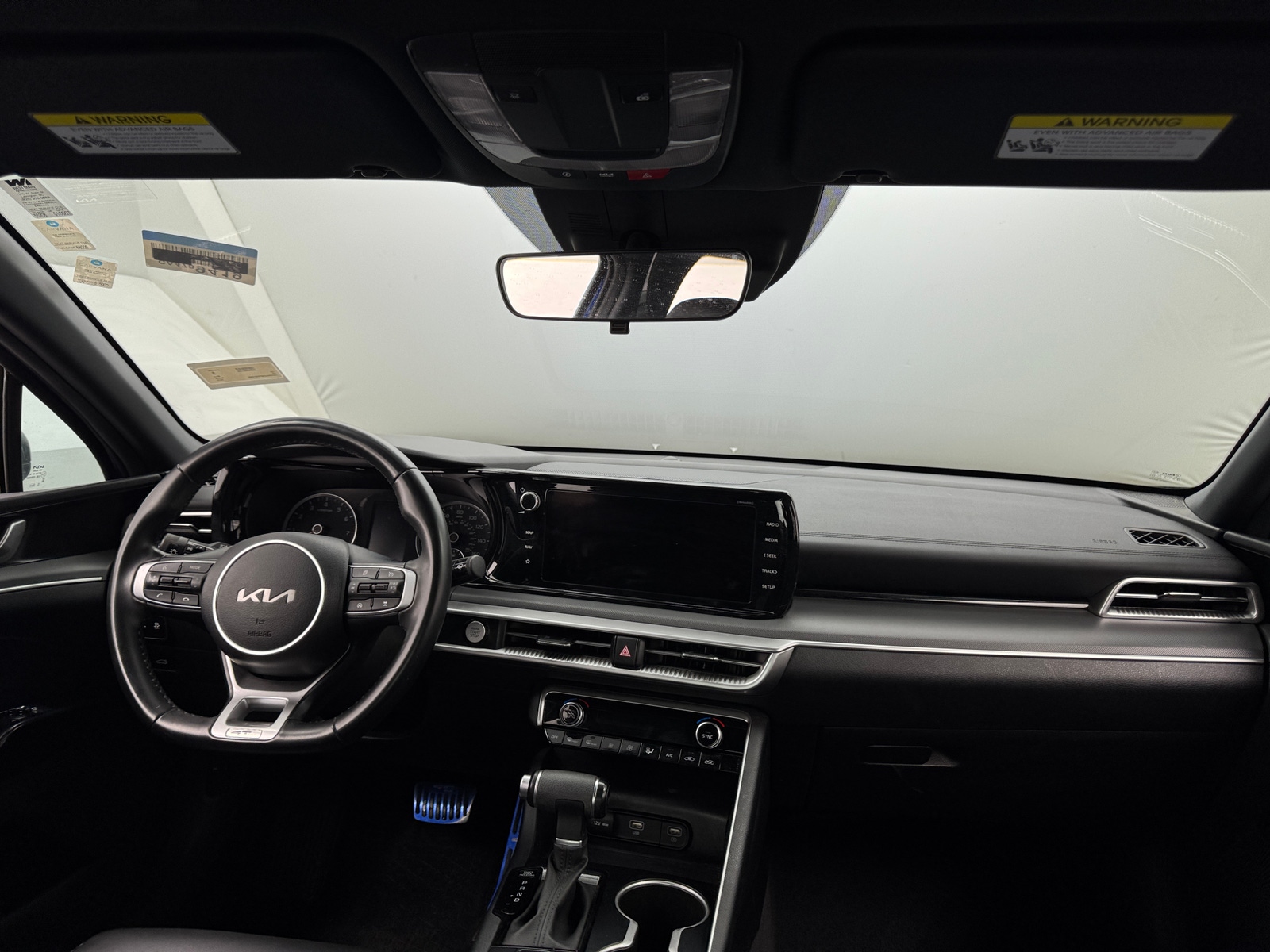 Thumbnail: 2023 Kia K5 - 2