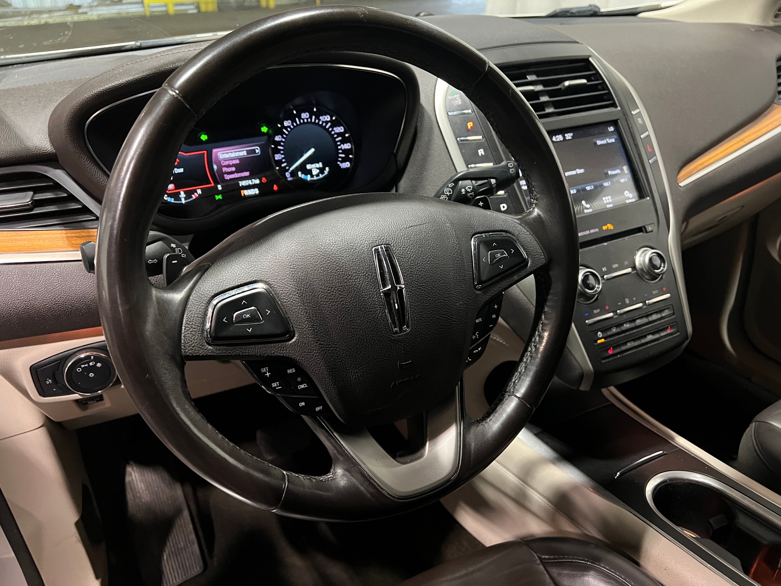 Thumbnail: 2019 Lincoln MKC - 4