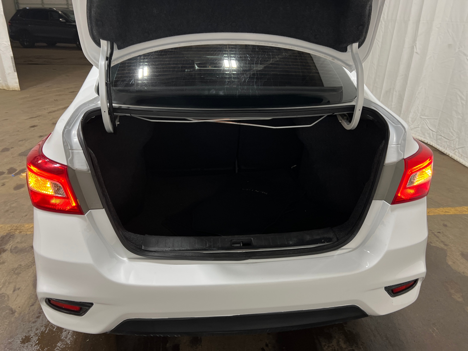 Thumbnail: 2018 Nissan Sentra - 7