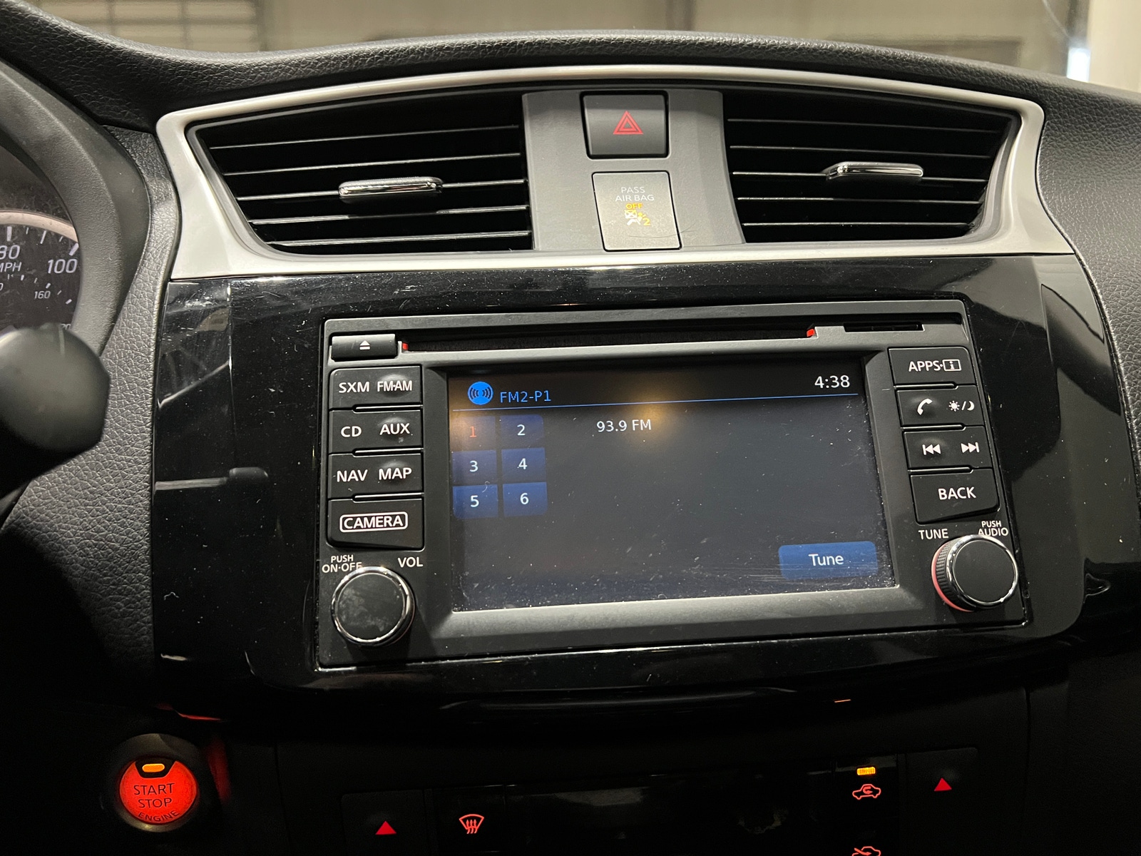 Thumbnail: 2018 Nissan Sentra - 4