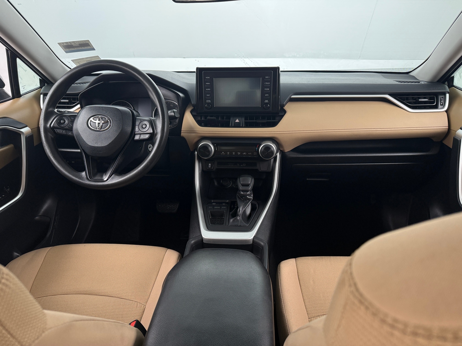 Thumbnail: 2019 Toyota RAV4 - 3