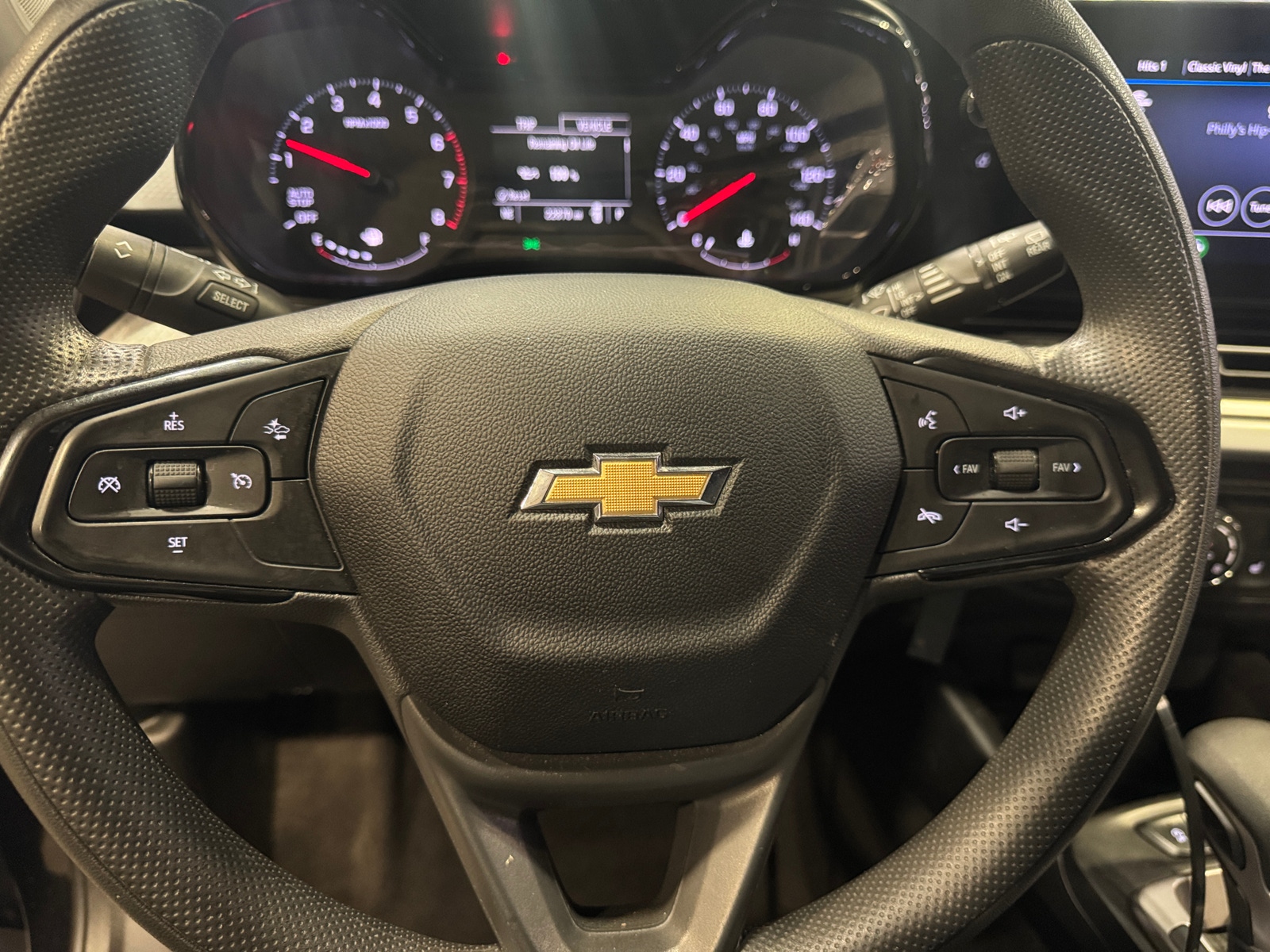 Thumbnail: 2025 Chevrolet Trax - 5