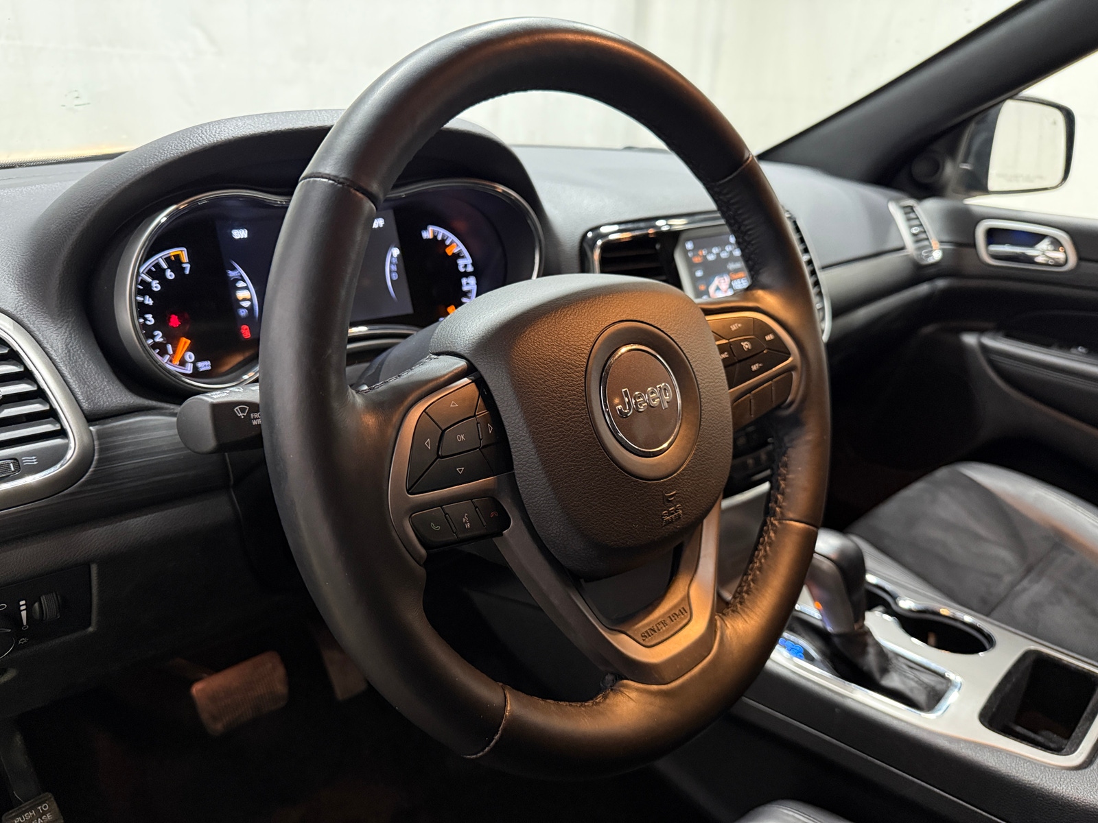 Thumbnail: 2021 Jeep Grand Cherokee - 5