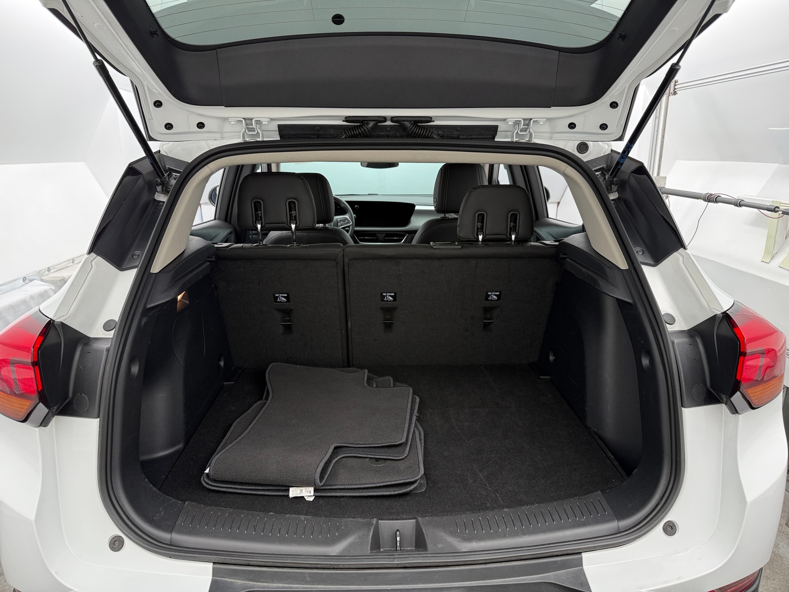 Thumbnail: 2025 Buick Encore GX - 7