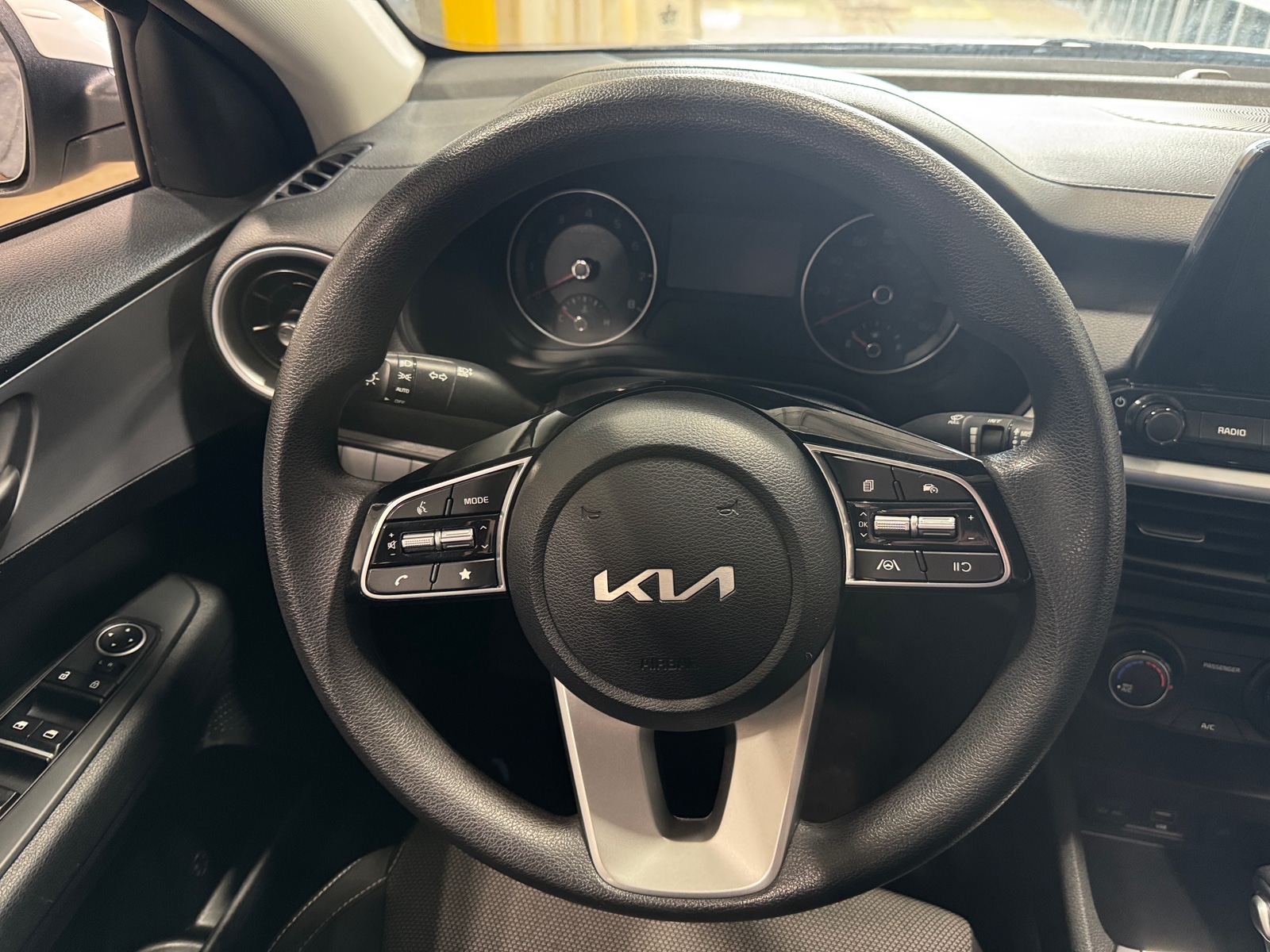 Thumbnail: 2024 Kia Forte - 5