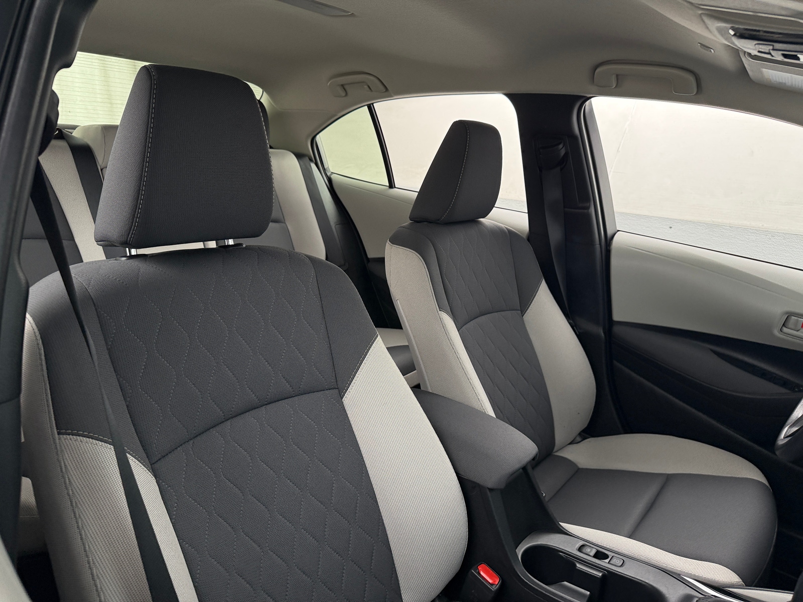 Thumbnail: 2025 Toyota Corolla - 2