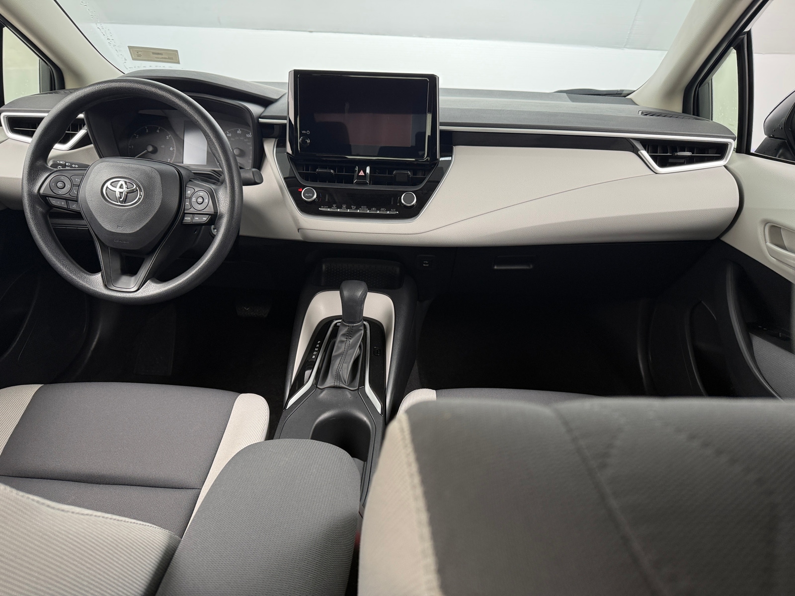 Thumbnail: 2025 Toyota Corolla - 3