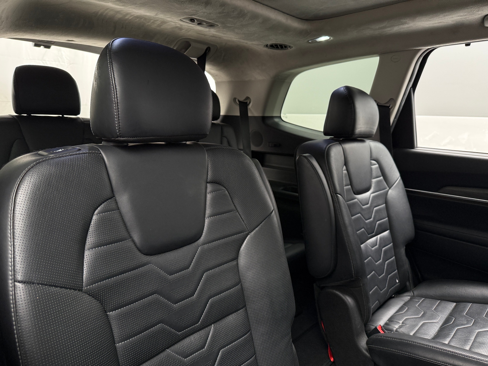 Thumbnail: 2022 Kia Telluride - 5