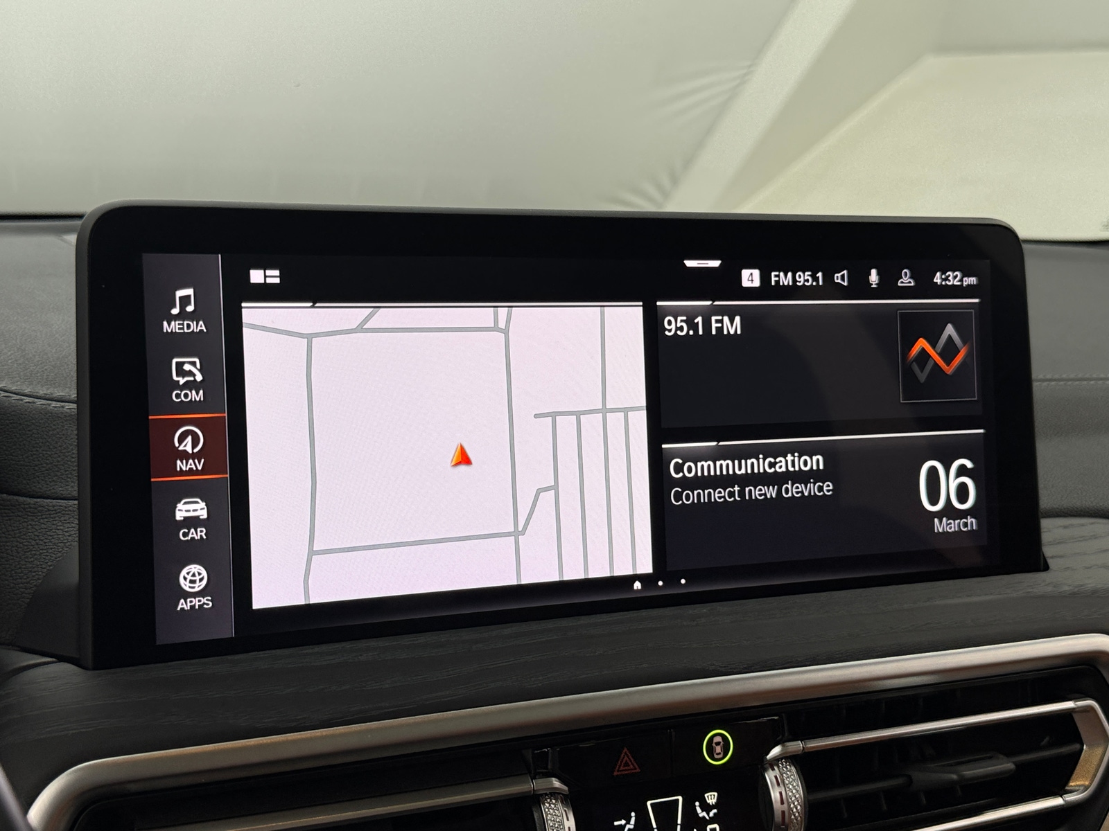 Thumbnail: 2024 BMW X3 - 3