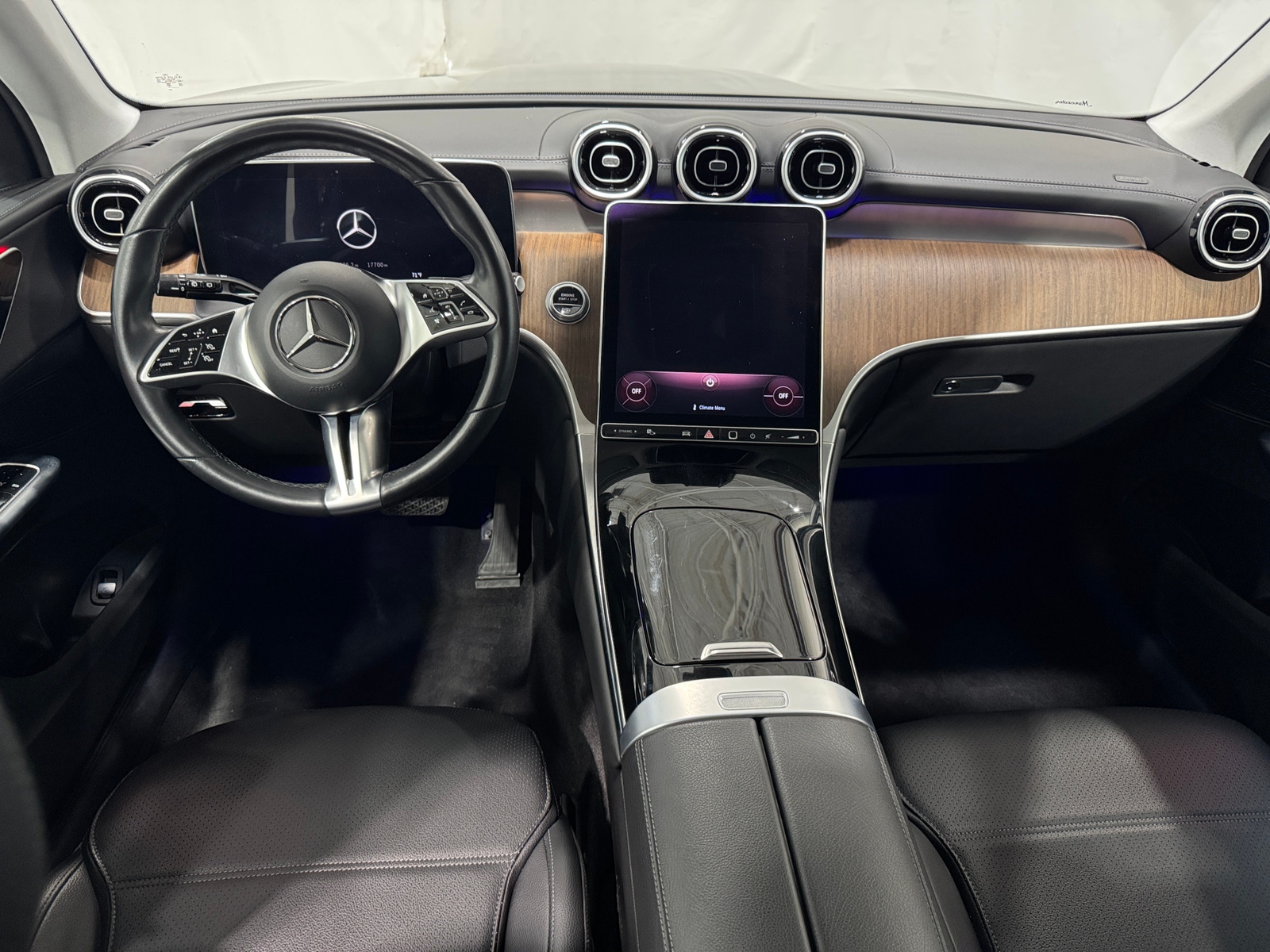 Thumbnail: 2023 Mercedes-Benz GLC - 2