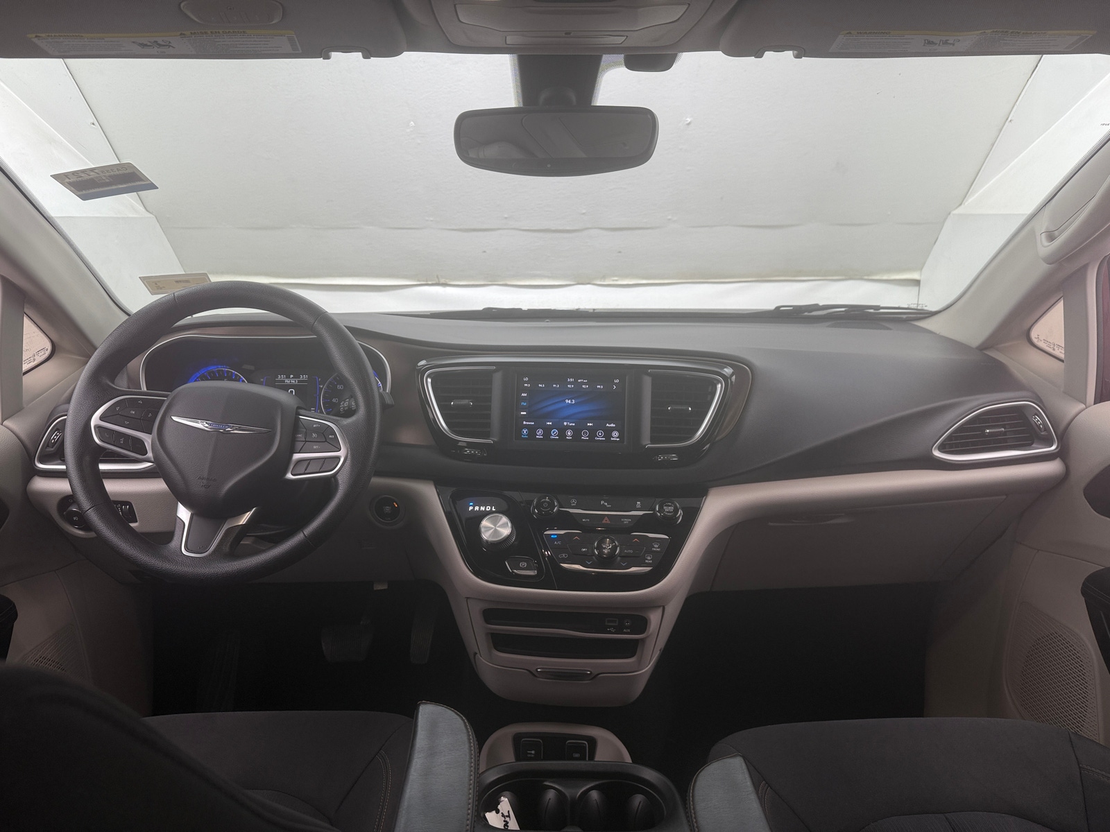 Thumbnail: 2019 Chrysler Pacifica - 3