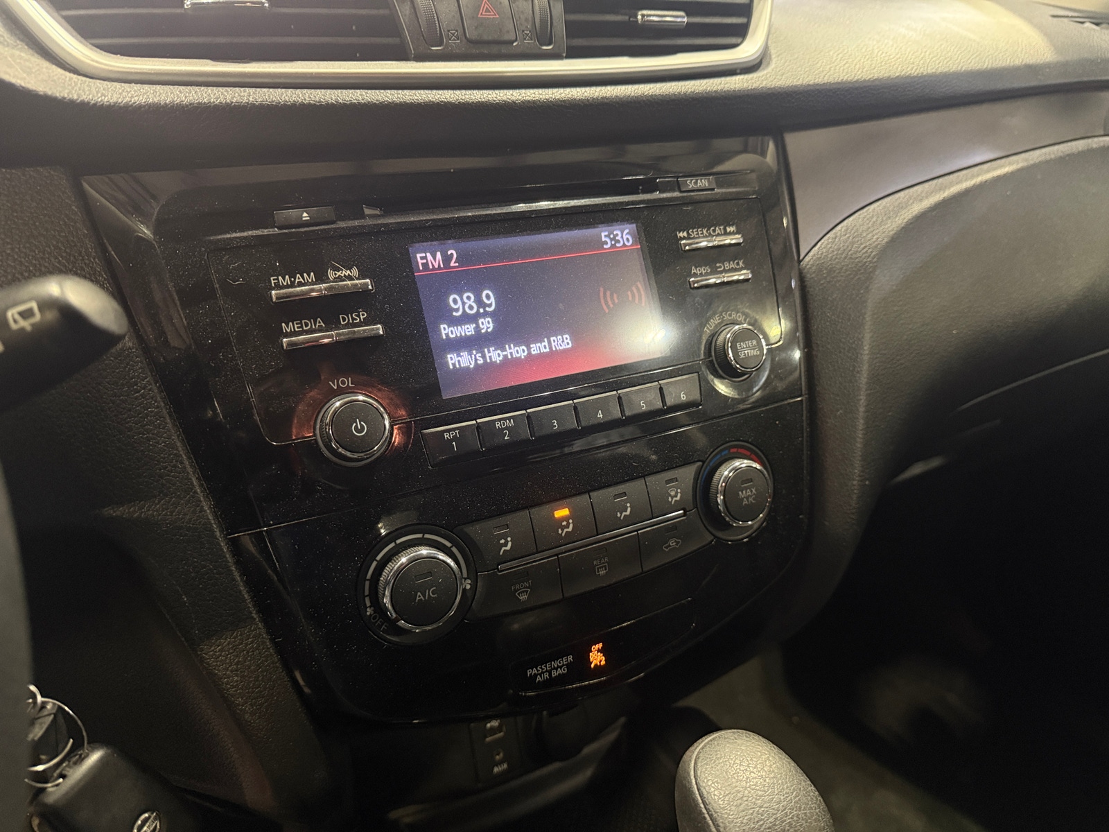 Thumbnail: 2015 Nissan Rogue - 4