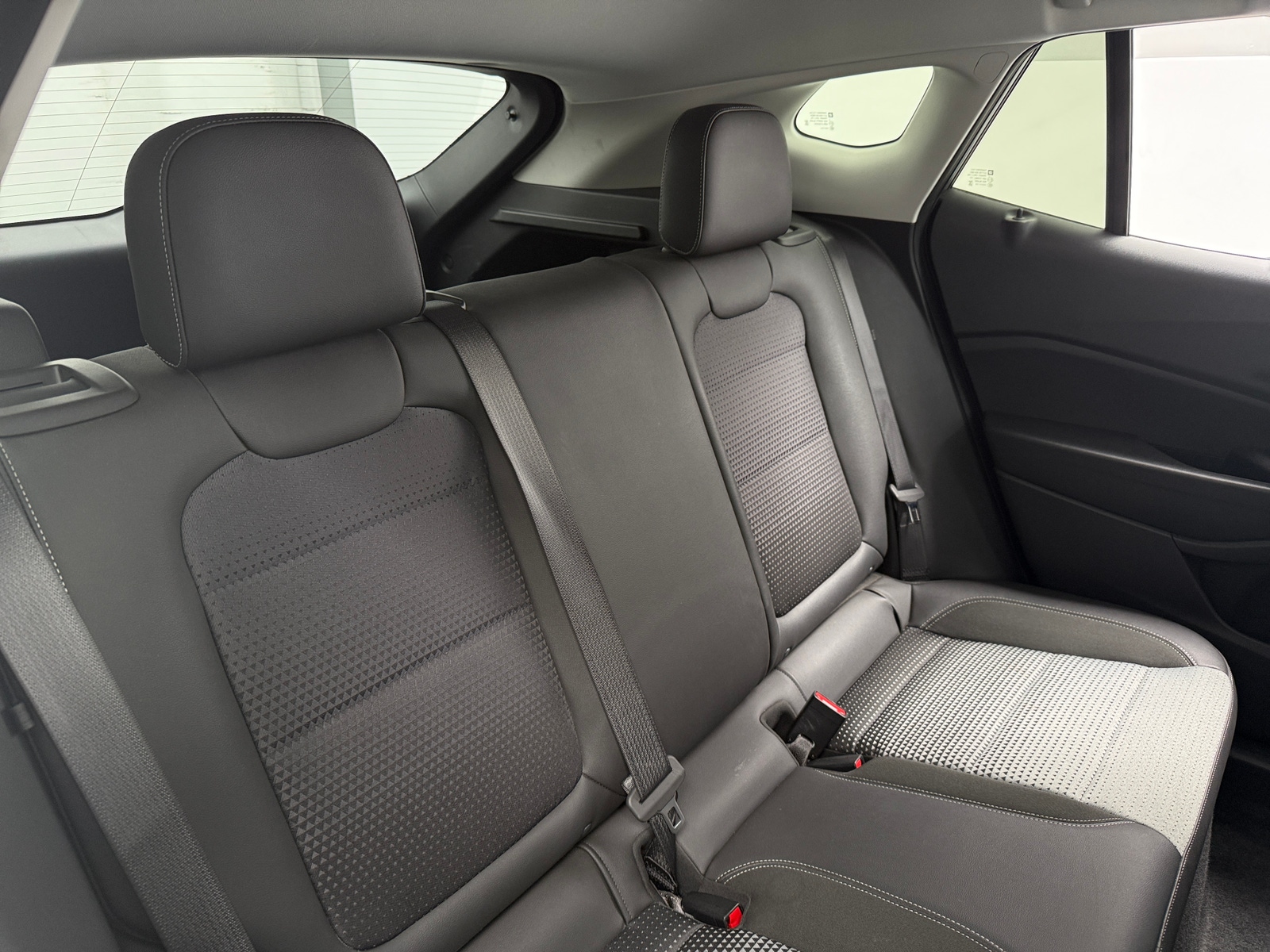 Thumbnail: 2025 Chevrolet Trax - 6