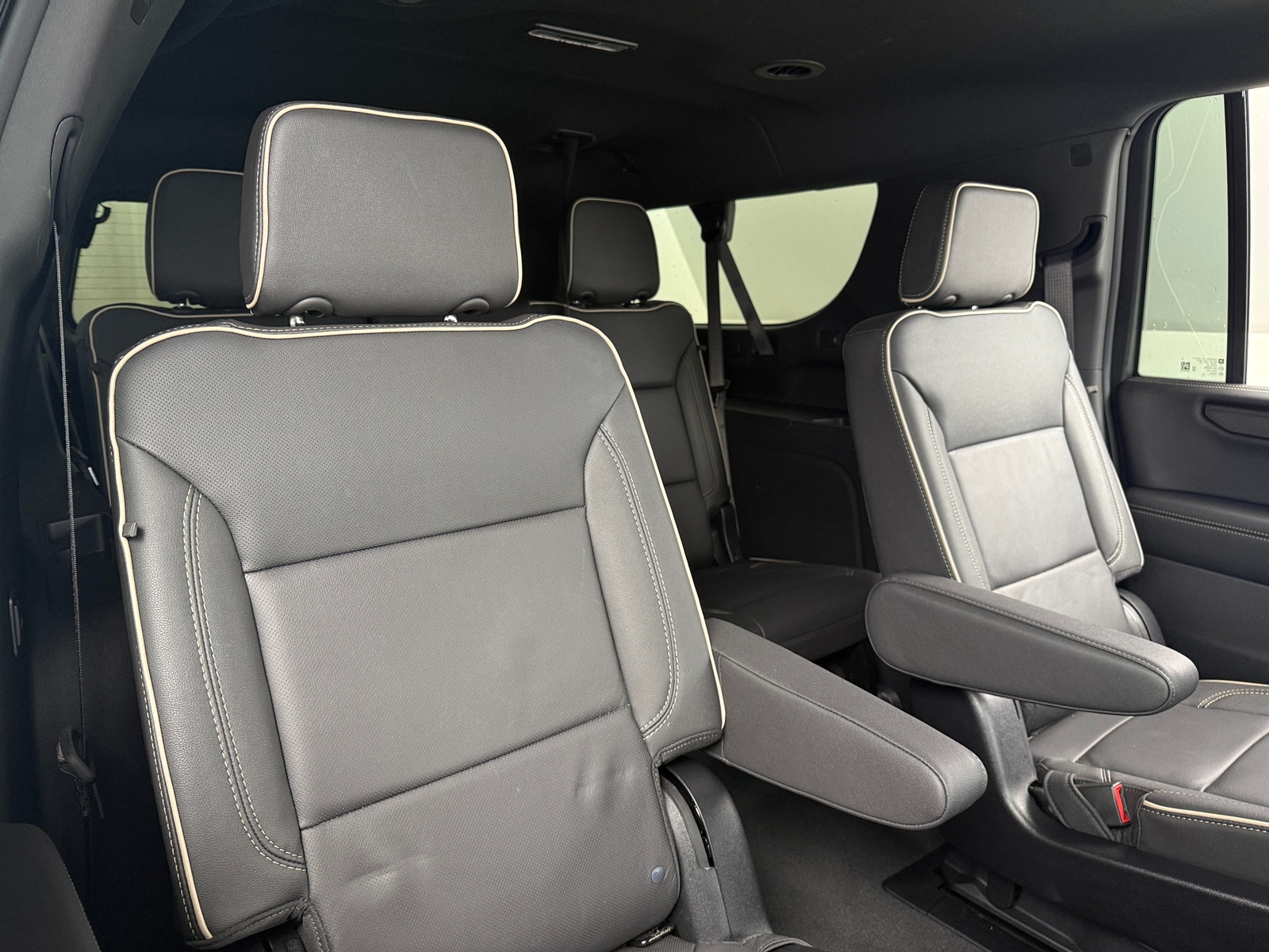 Thumbnail: 2025 GMC Yukon XL - 5