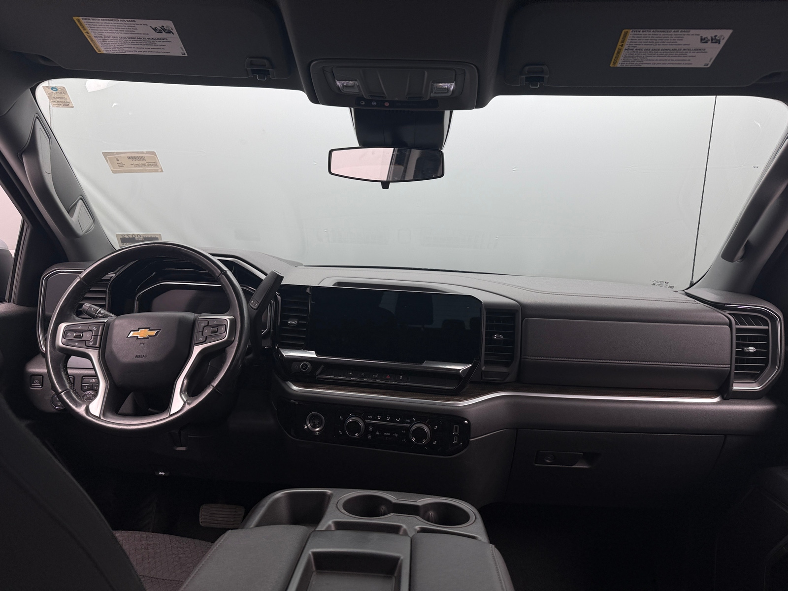 Thumbnail: 2022 Chevrolet Silverado 1500 - 3