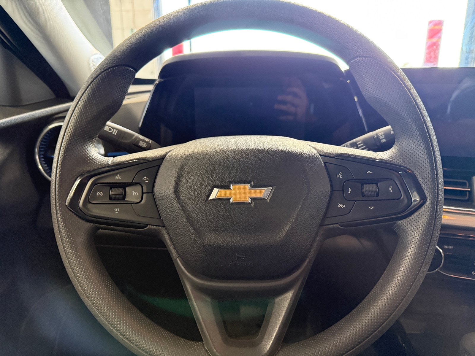 Thumbnail: 2025 Chevrolet Trax - 5