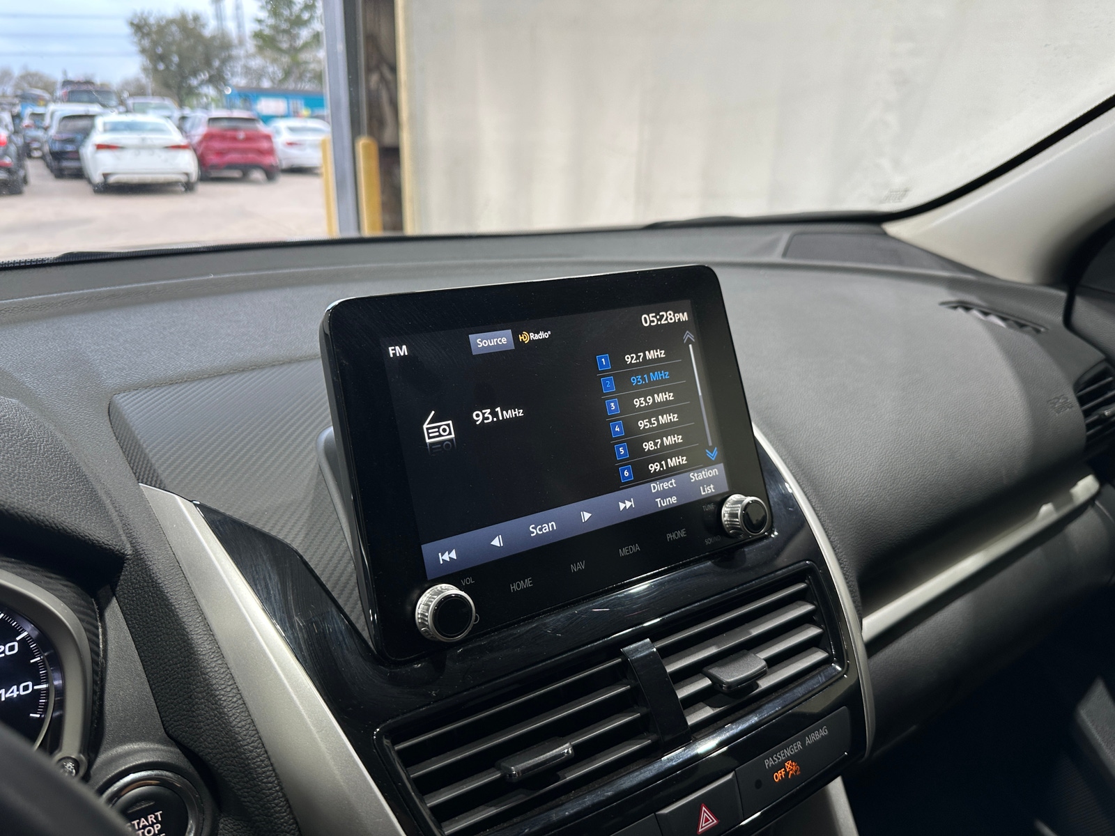 Thumbnail: 2024 Mitsubishi Eclipse Cross - 4