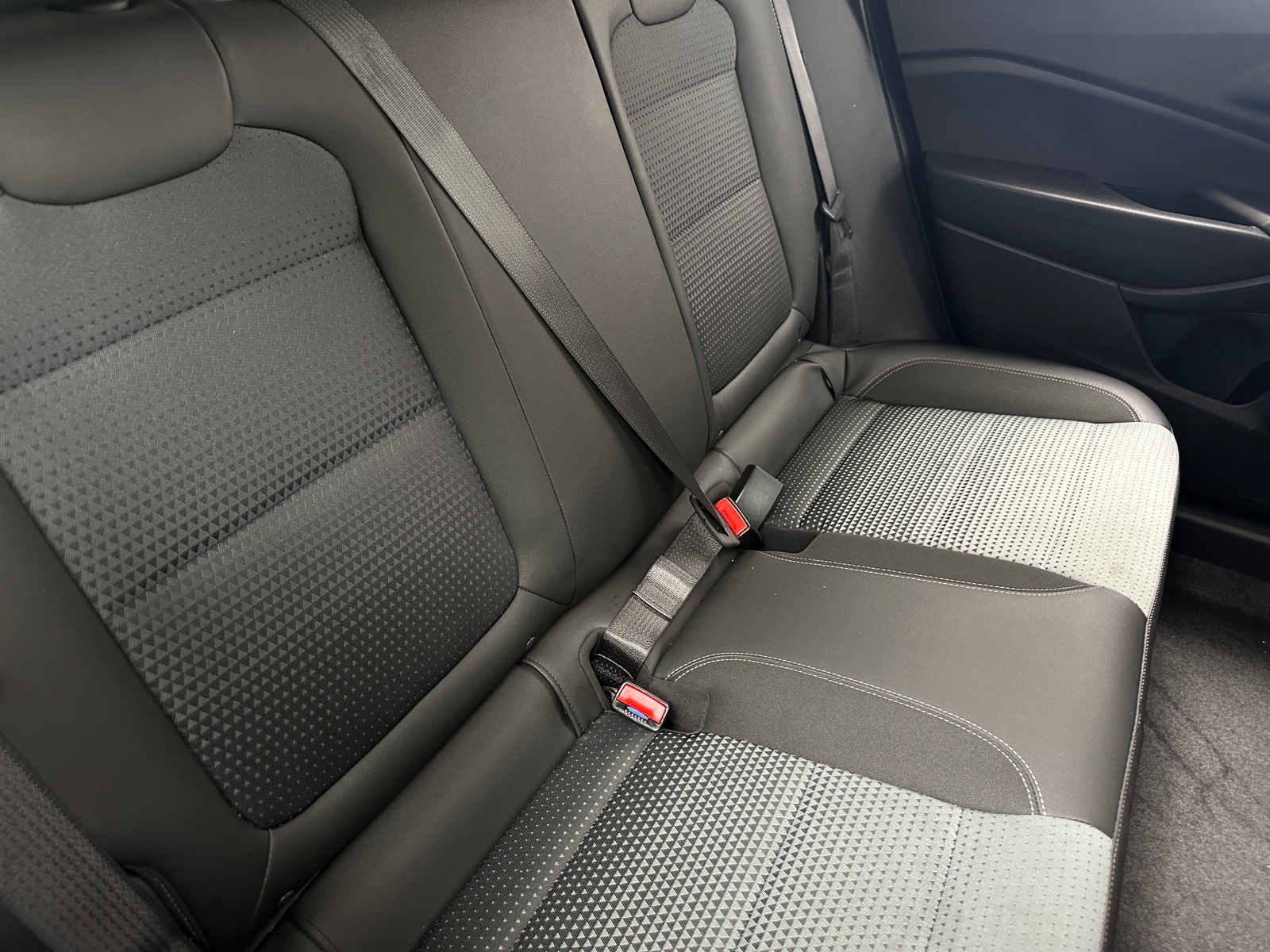 Thumbnail: 2025 Chevrolet Trax - 6