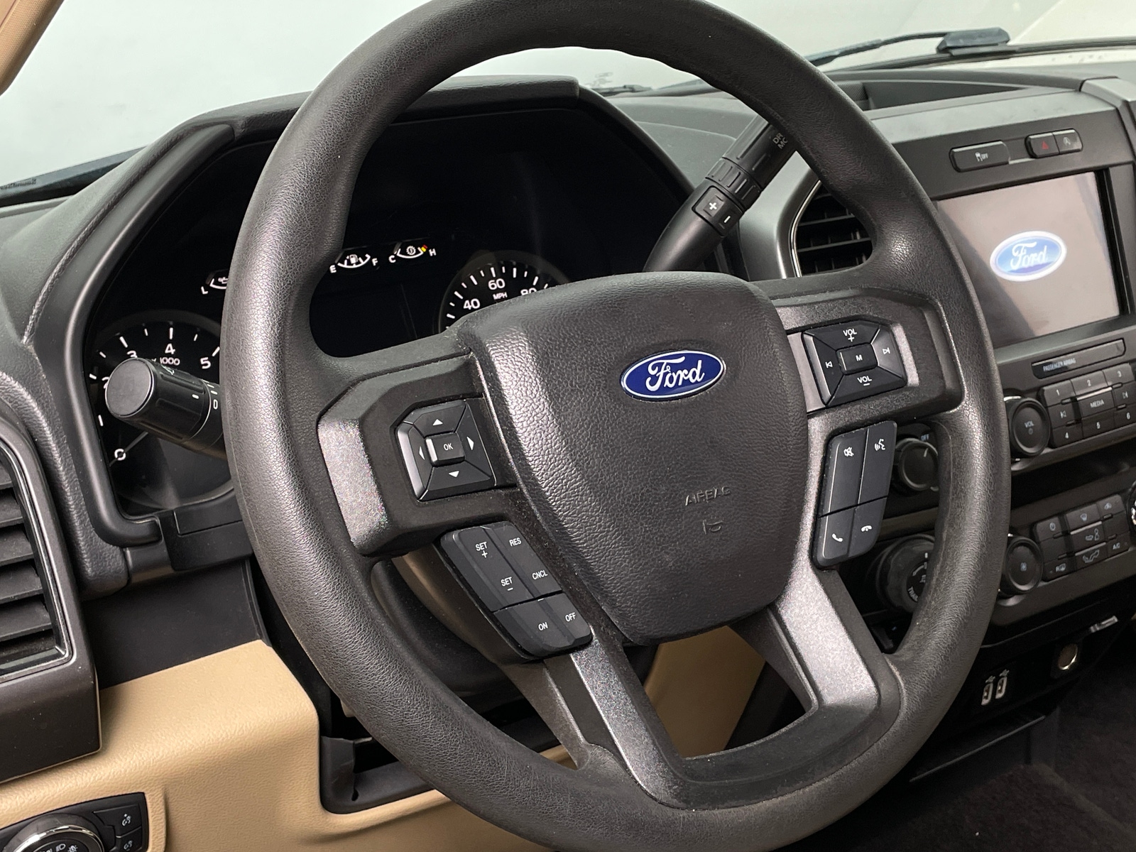 Thumbnail: 2020 Ford Econoline - 4