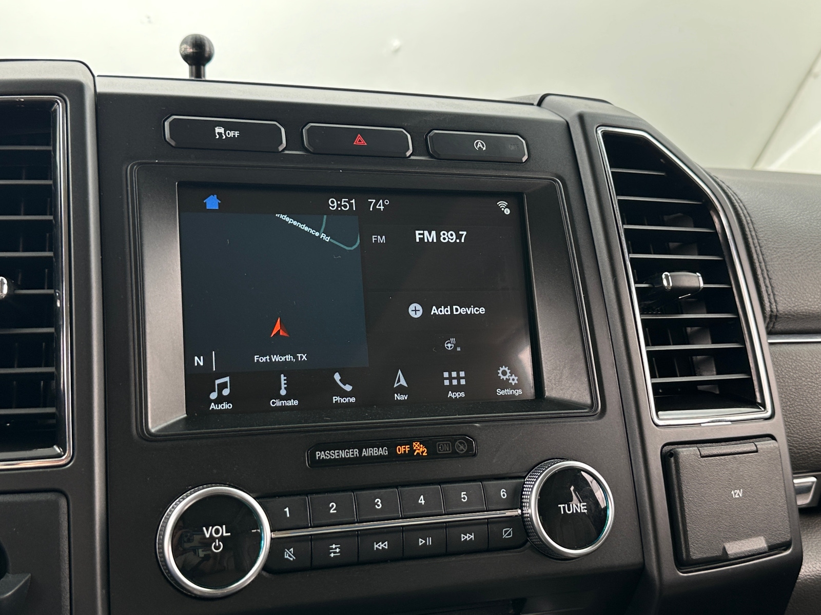 Thumbnail: 2018 Ford Expedition - 3