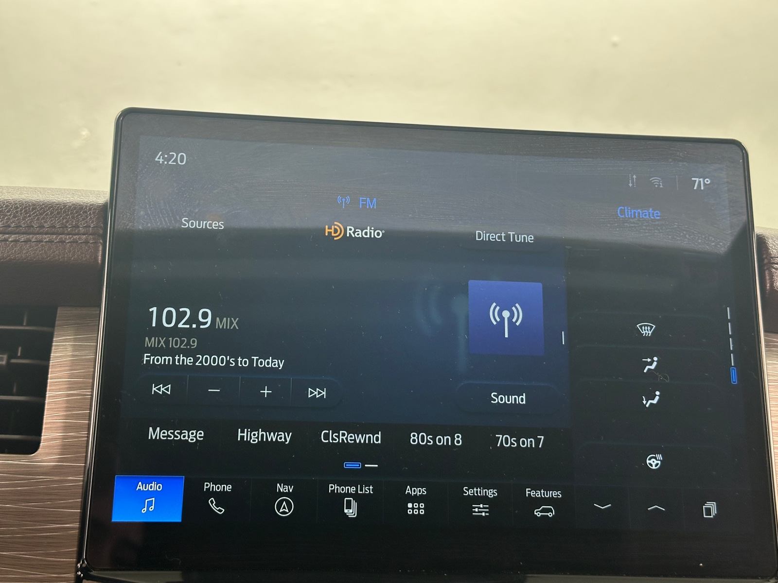 Thumbnail: 2022 Ford Expedition - 3