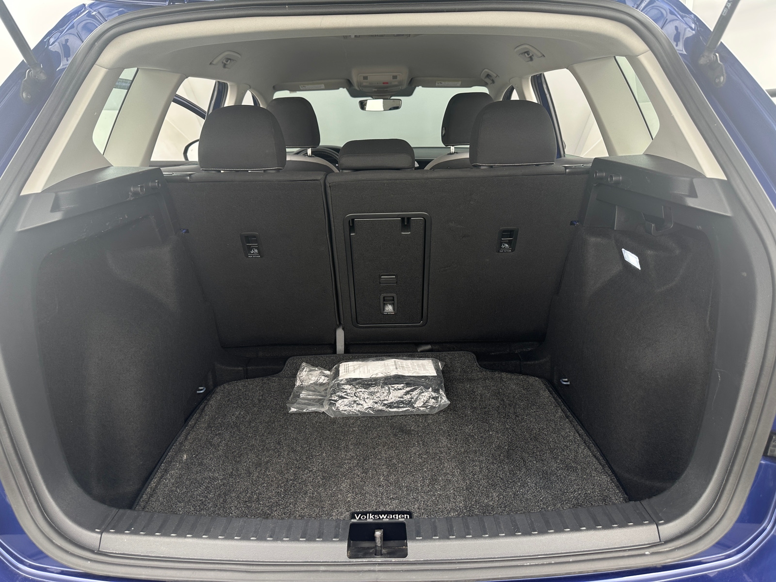 Thumbnail: 2024 Volkswagen Taos - 7