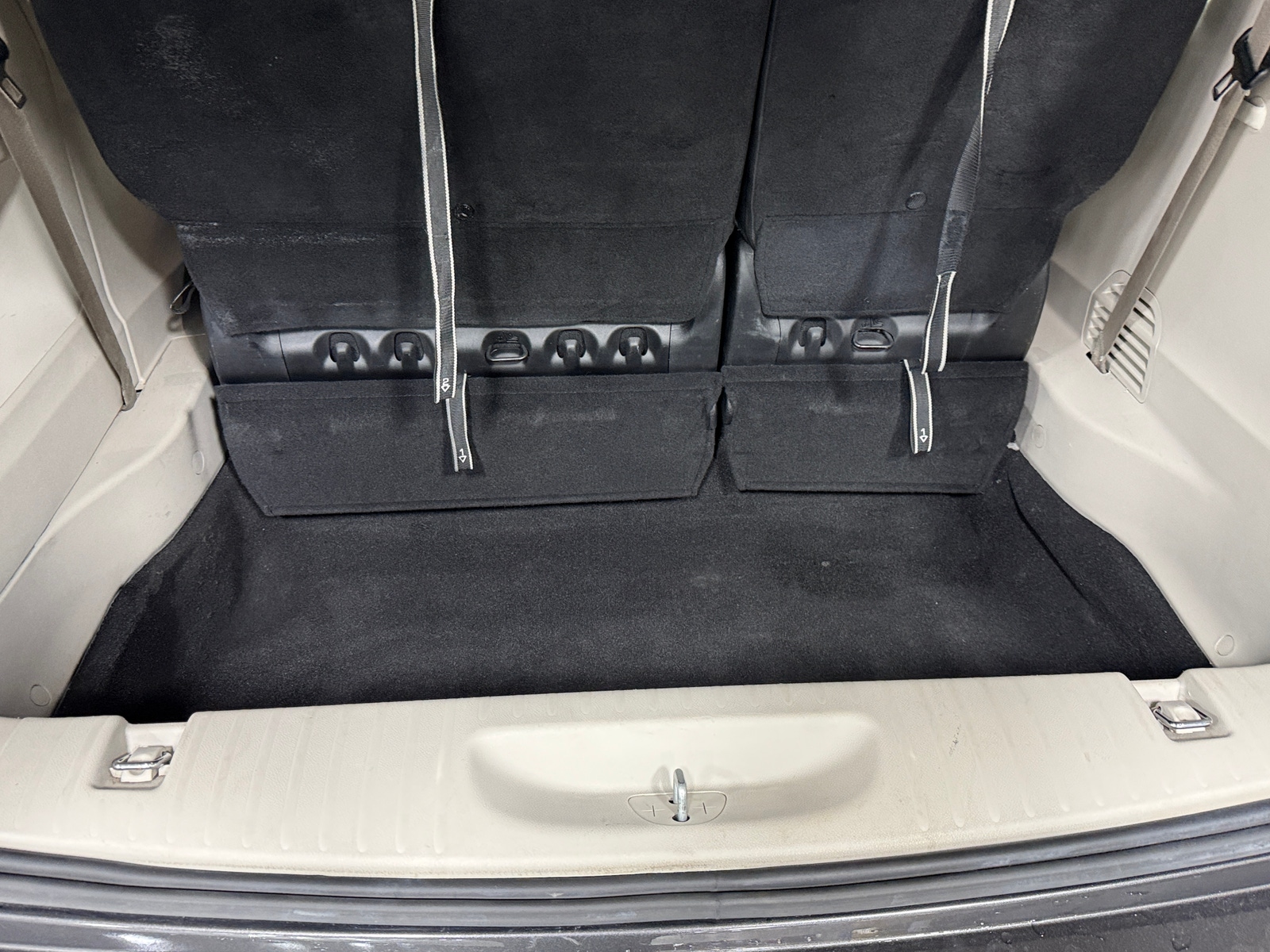 Thumbnail: 2022 Chrysler Pacifica - 6