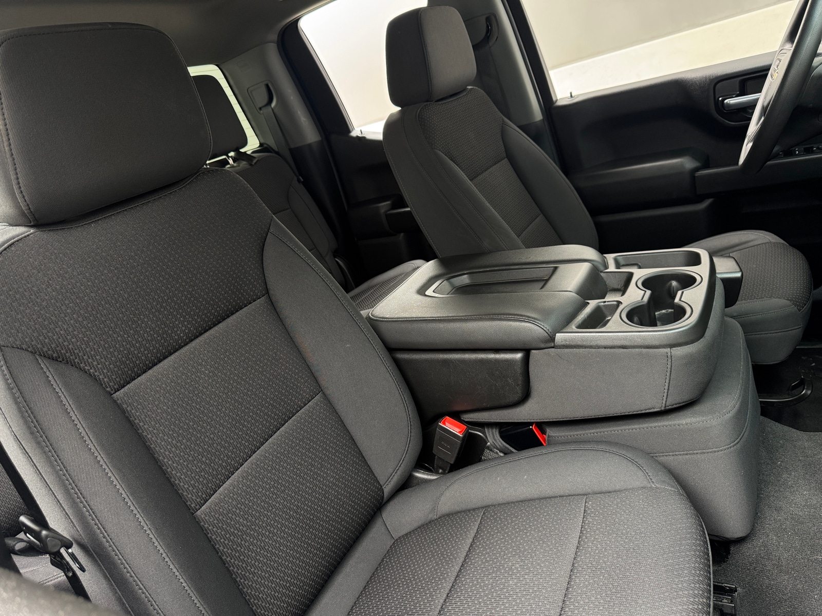 Thumbnail: 2020 Chevrolet Silverado 1500 - 2