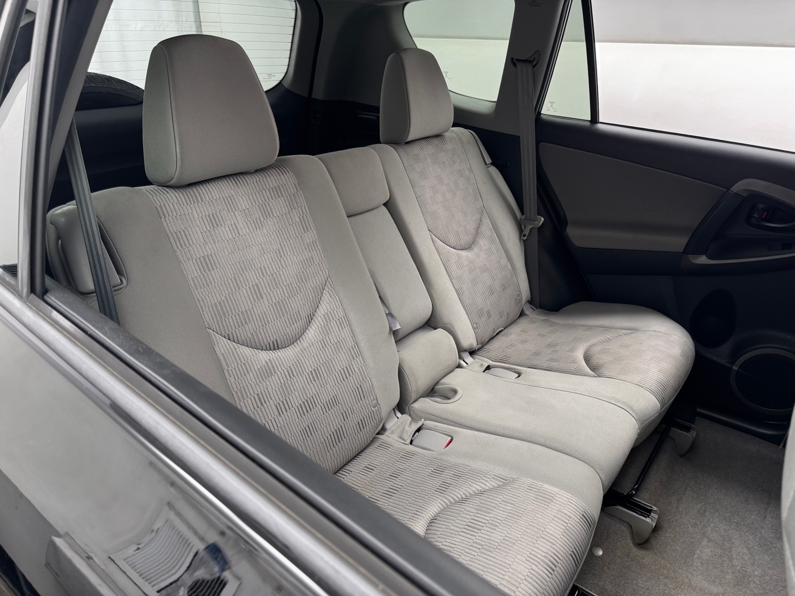 Thumbnail: 2012 Toyota RAV4 - 6