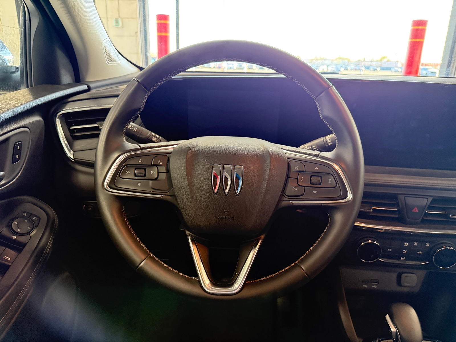 Thumbnail: 2025 Buick Encore GX - 4