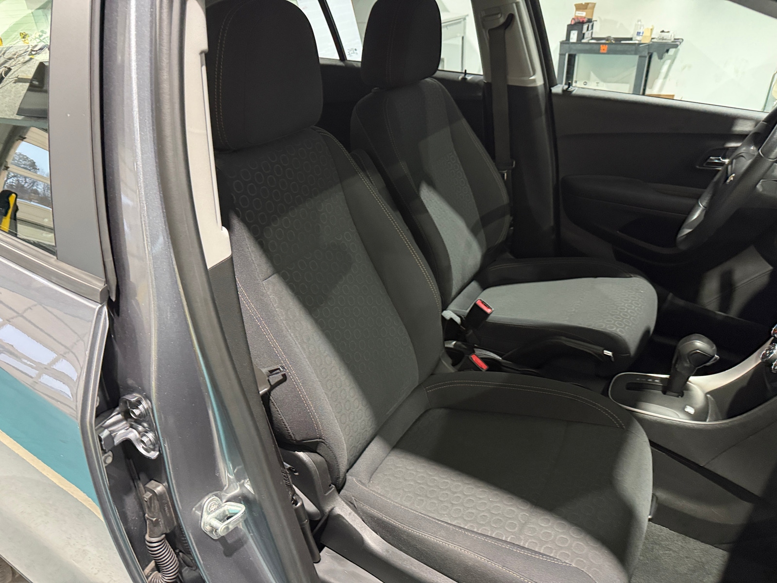 Thumbnail: 2020 Chevrolet Trax - 2