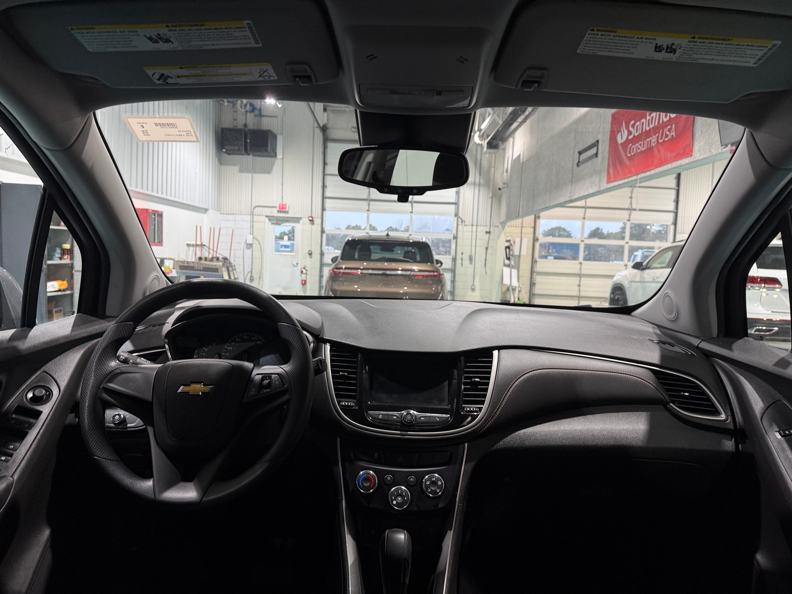 Thumbnail: 2020 Chevrolet Trax - 3