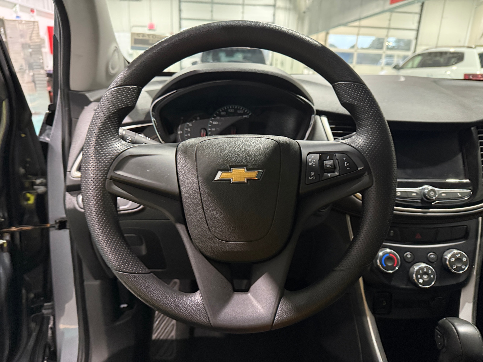 Thumbnail: 2020 Chevrolet Trax - 5