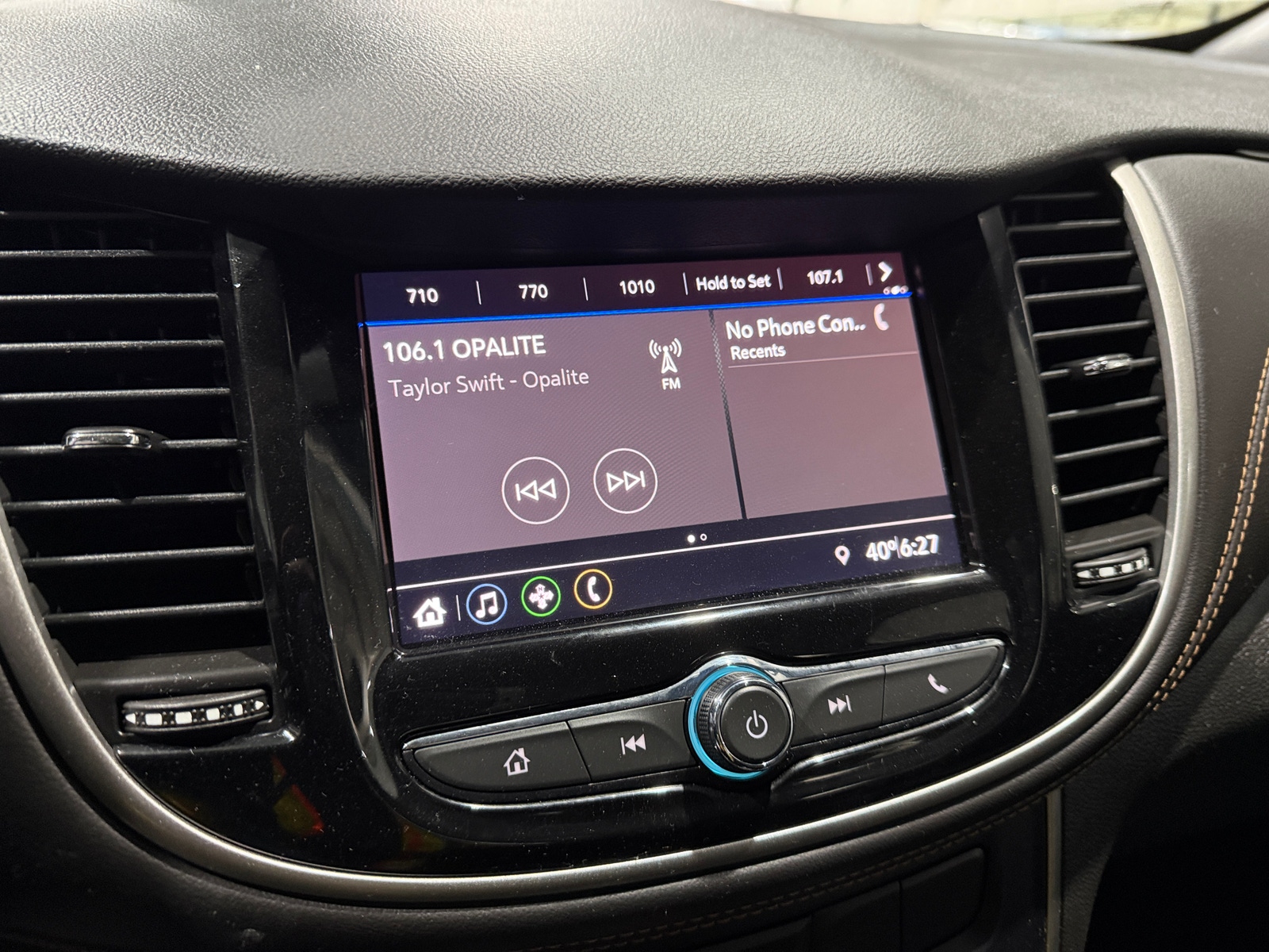 Thumbnail: 2020 Chevrolet Trax - 4