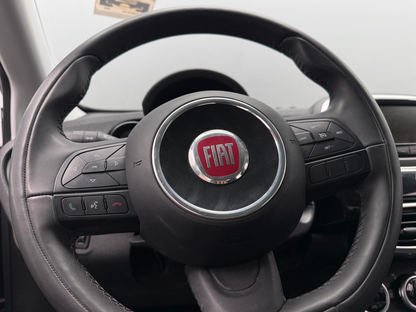 Thumbnail: 2016 Fiat 500X - 5