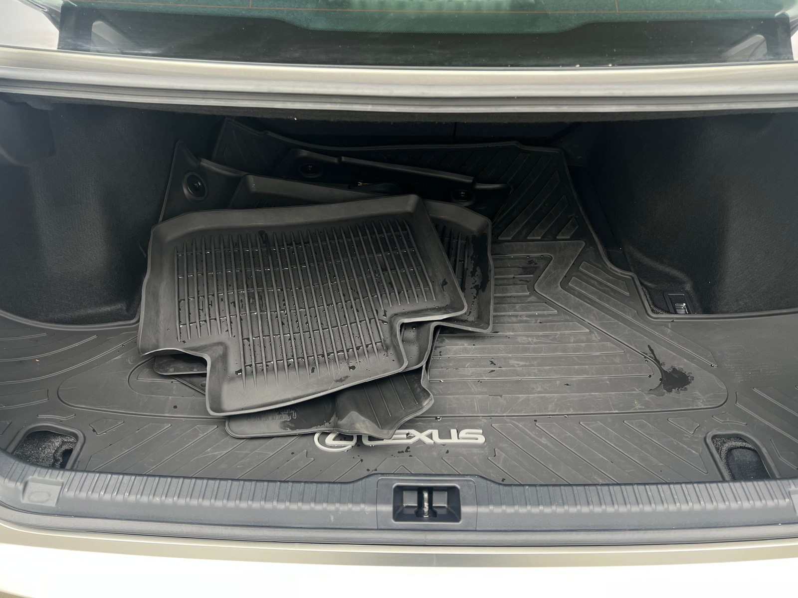 Thumbnail: 2023 Lexus IS - 6