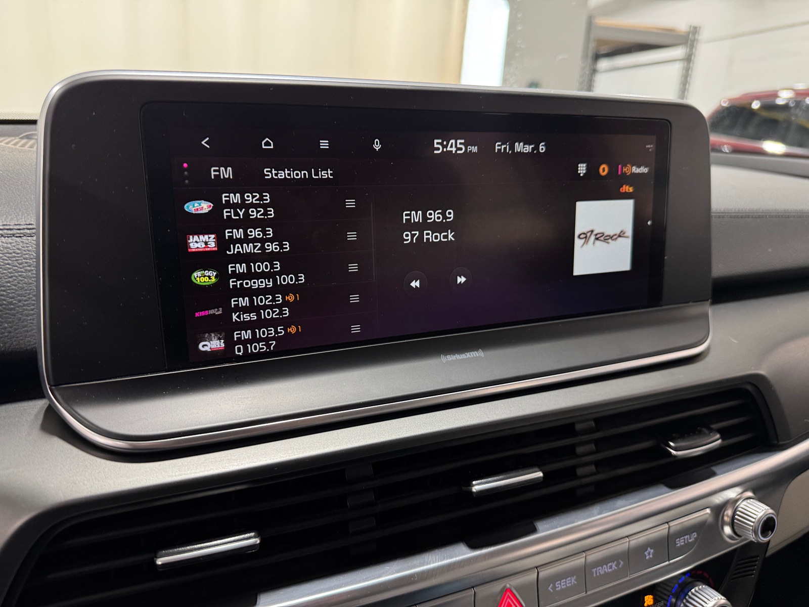 Thumbnail: 2022 Kia Telluride - 3