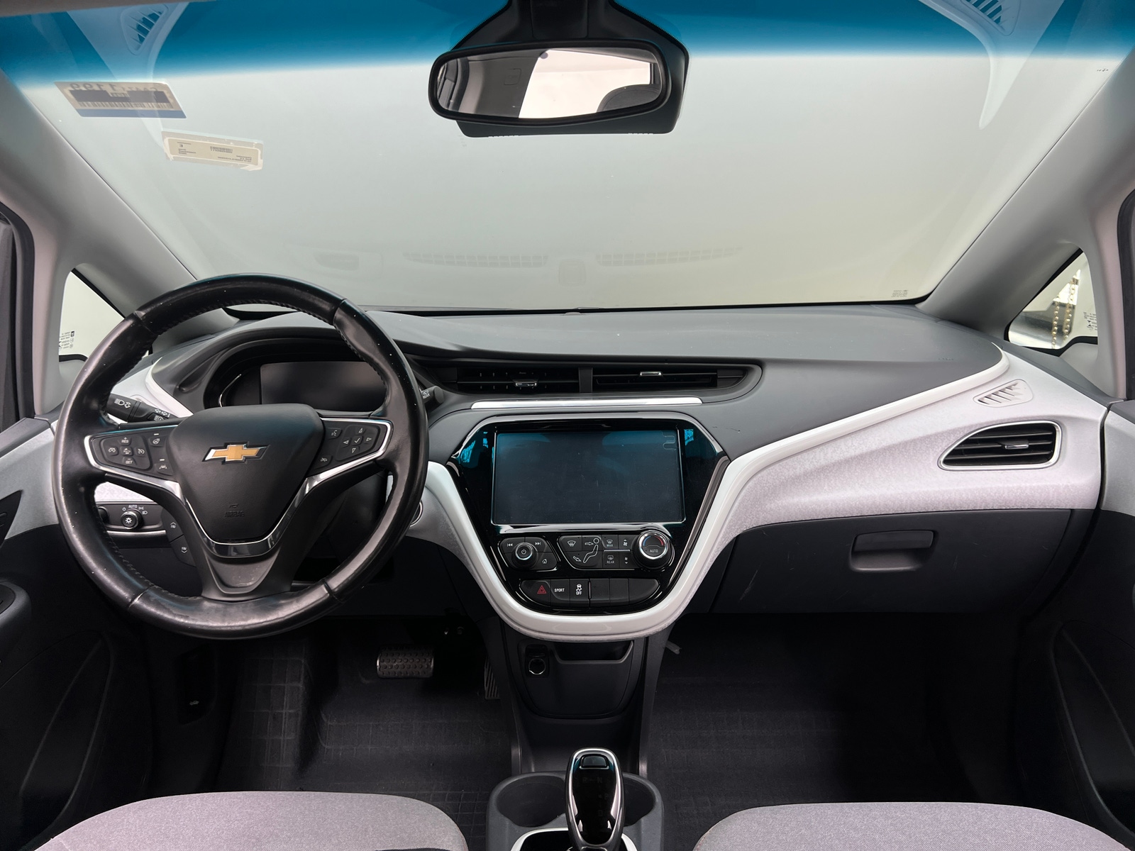 Thumbnail: 2020 Chevrolet Bolt EV - 3