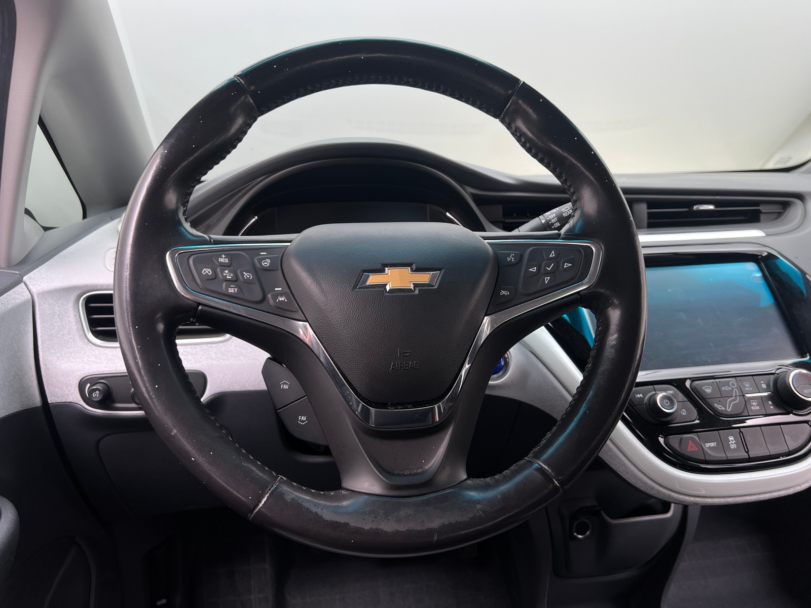 Thumbnail: 2020 Chevrolet Bolt EV - 5