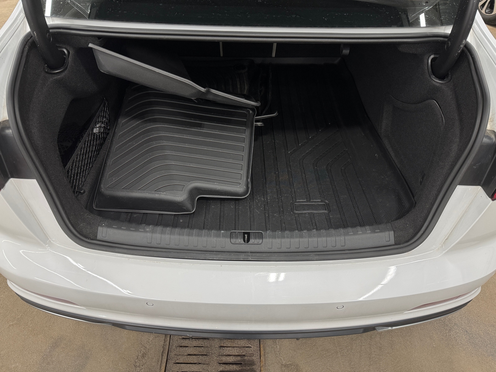 Thumbnail: 2021 Audi A6 - 6