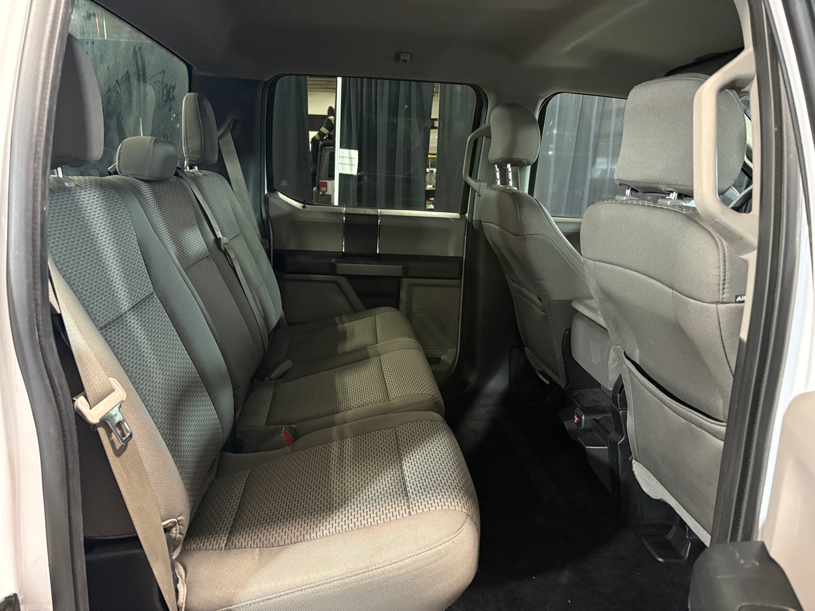 Thumbnail: 2016 Ford Econoline - 6