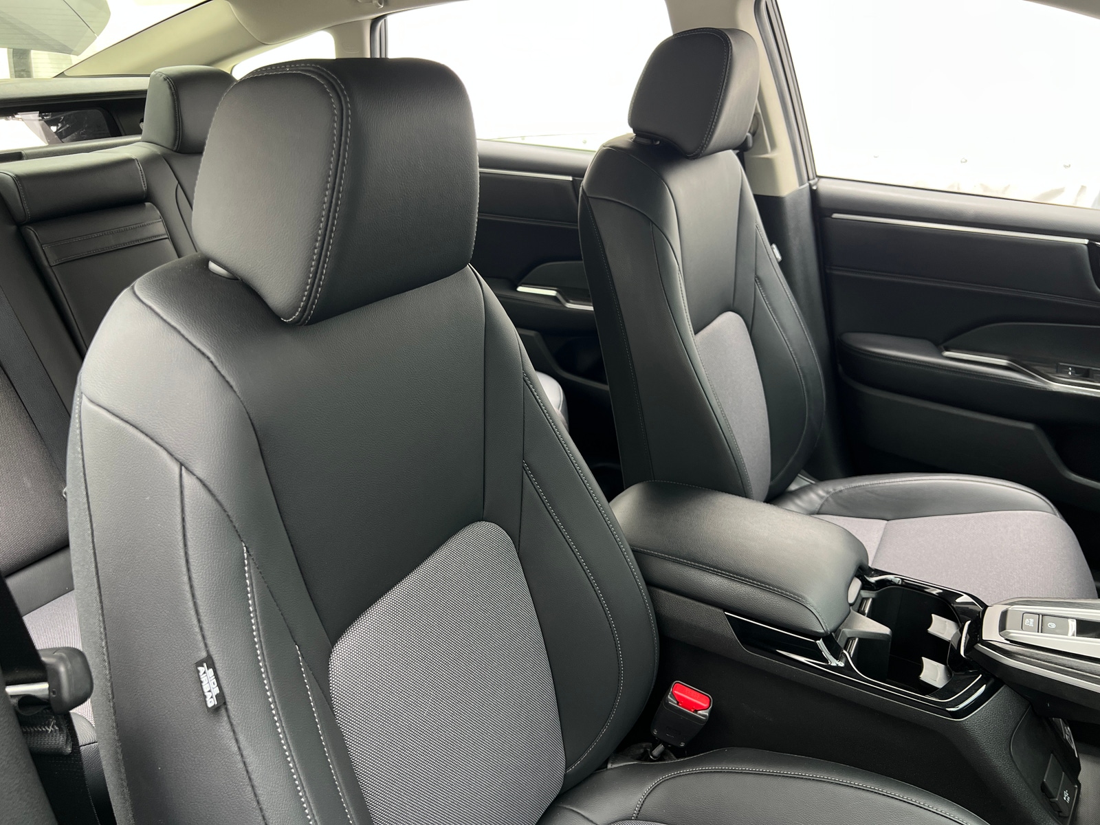 Thumbnail: 2019 Honda Clarity - 2