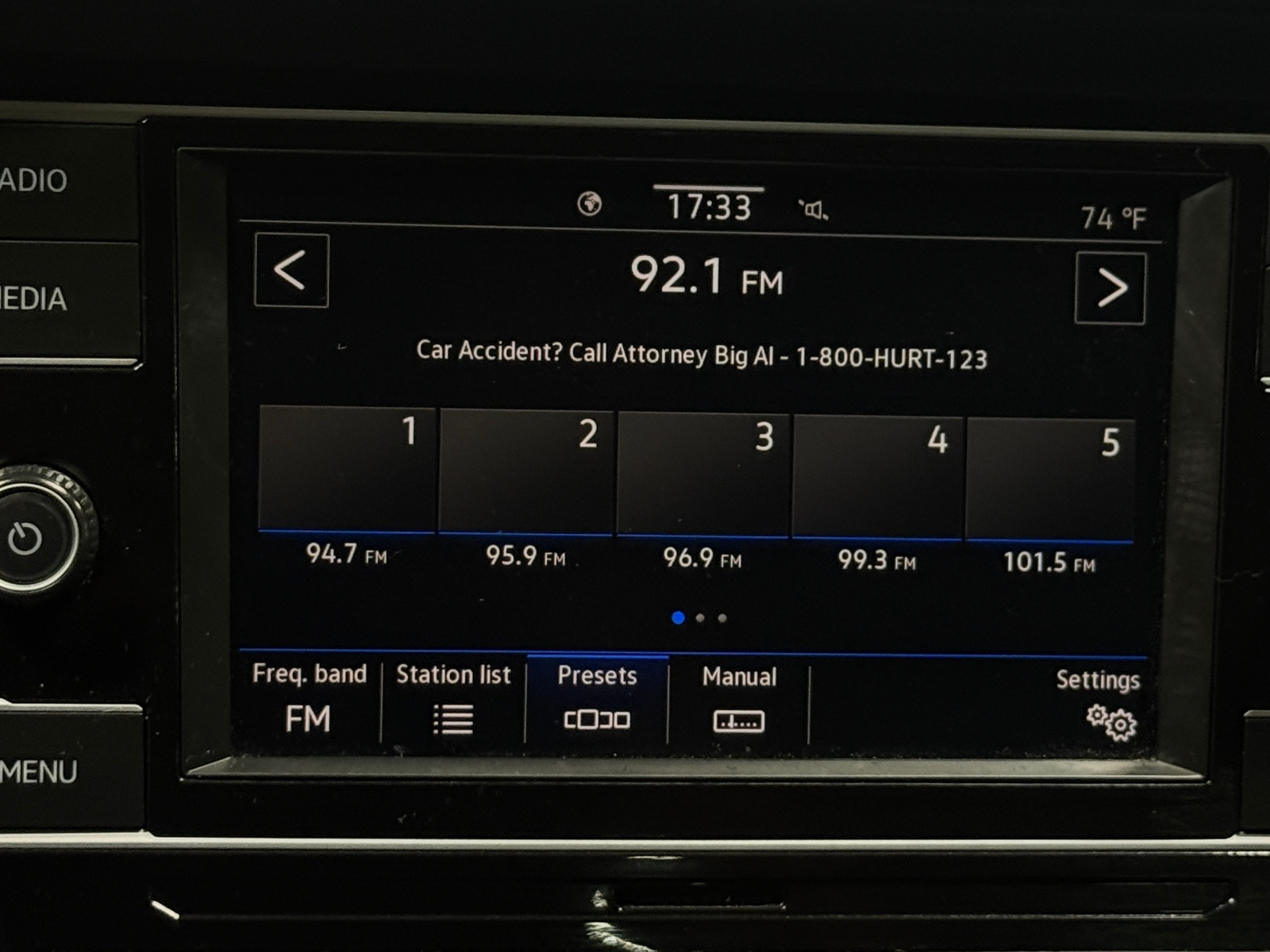 Thumbnail: 2021 Volkswagen Jetta - 4