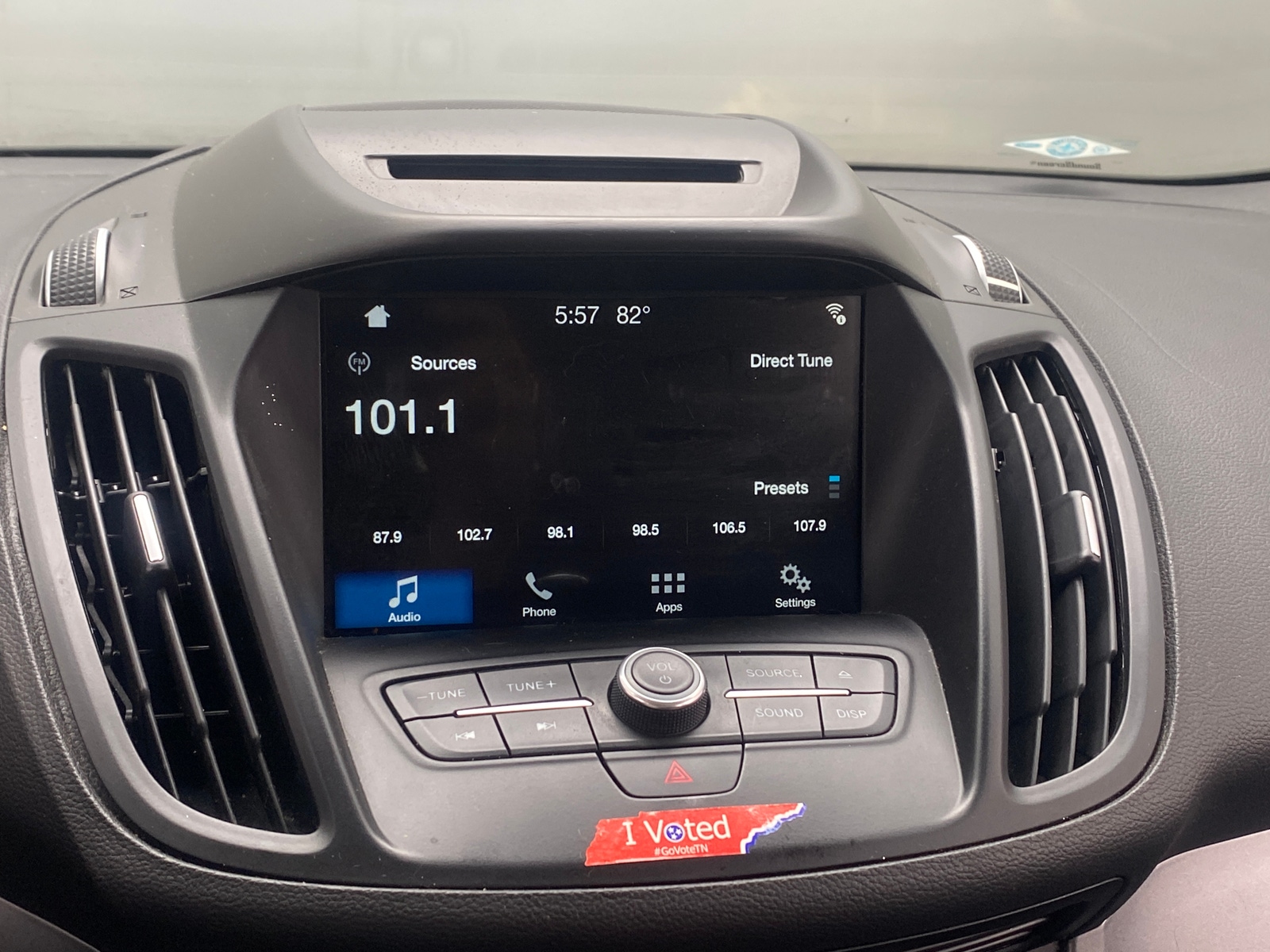 Thumbnail: 2018 Ford Escape - 4