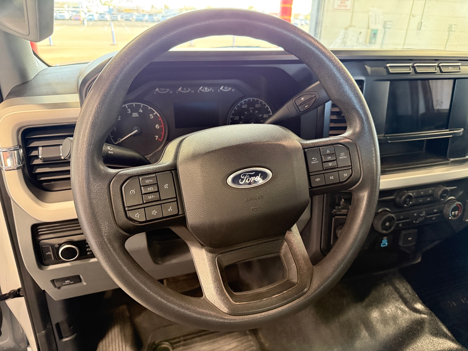 Thumbnail: 2023 Ford Econoline - 5